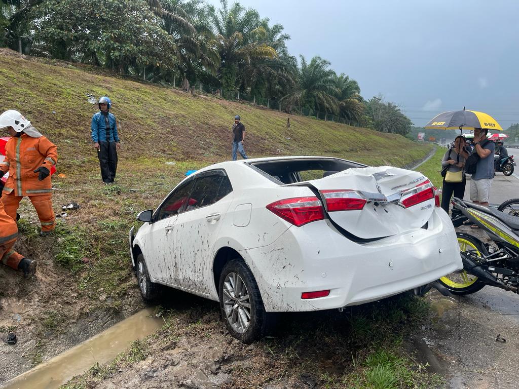 Tiga maut: Pemandu Toyota Altis ditahan