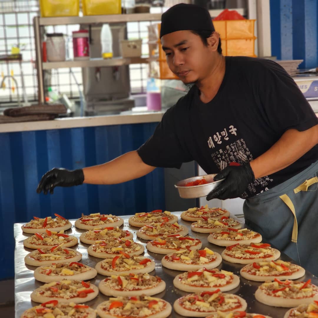 Karkun Pizza pergiat usaha peroleh sijil halal