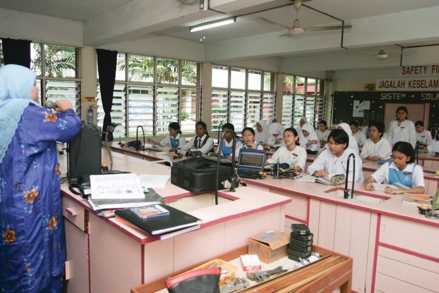 Lebih 1,000 guru baharu ditempatkan di Sarawak