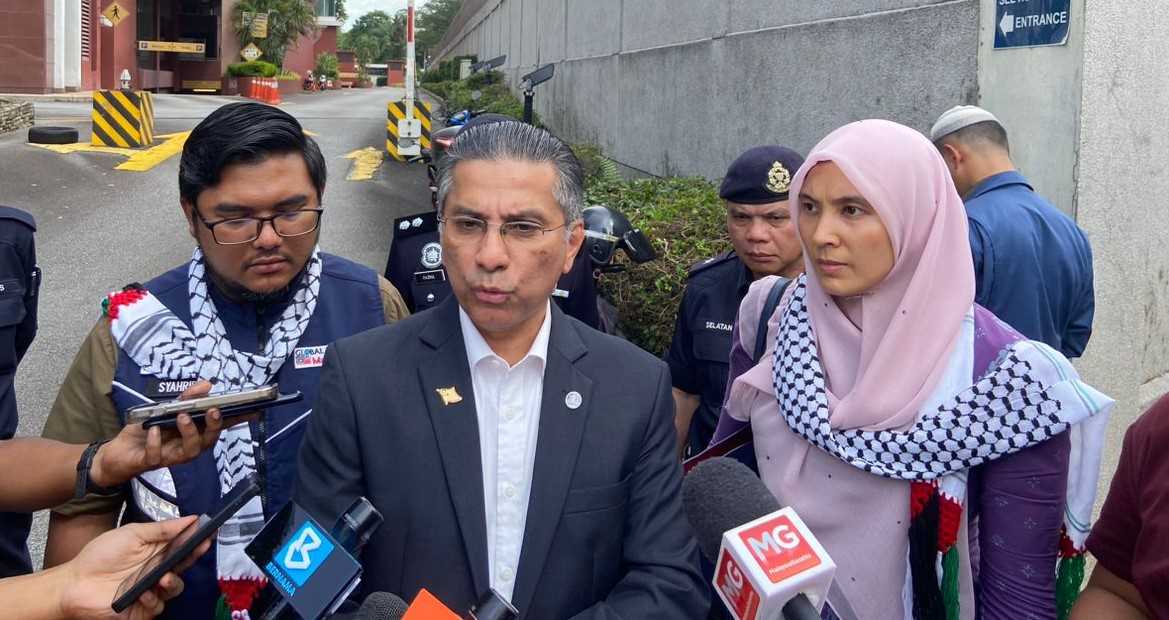 Isu Palestin: Lebih 30 ahli Parlimen, aktivis politik dan NGO serah nota bantahan di tiga kedutaan