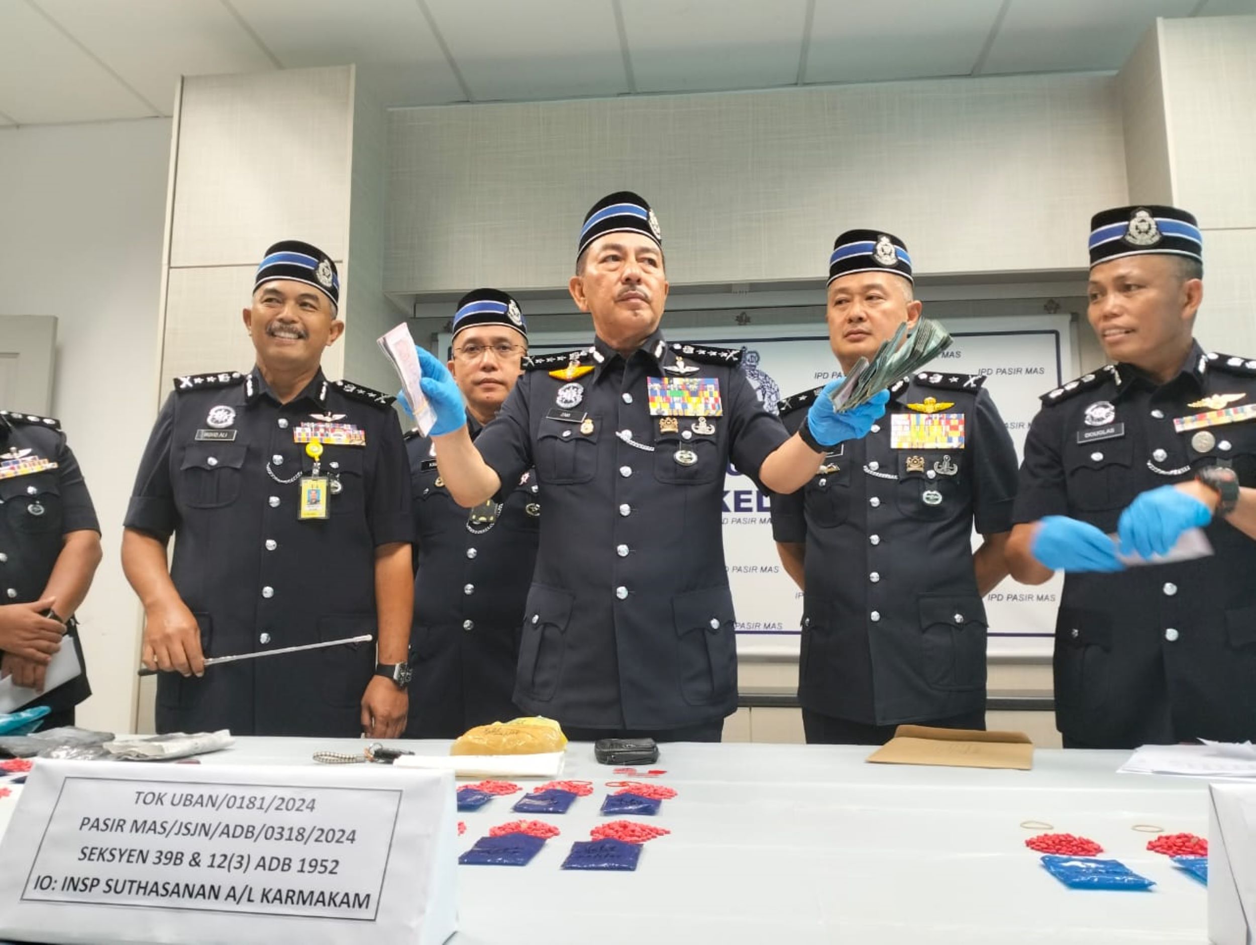 Suami isteri ditahan miliki pil yaba, syabu