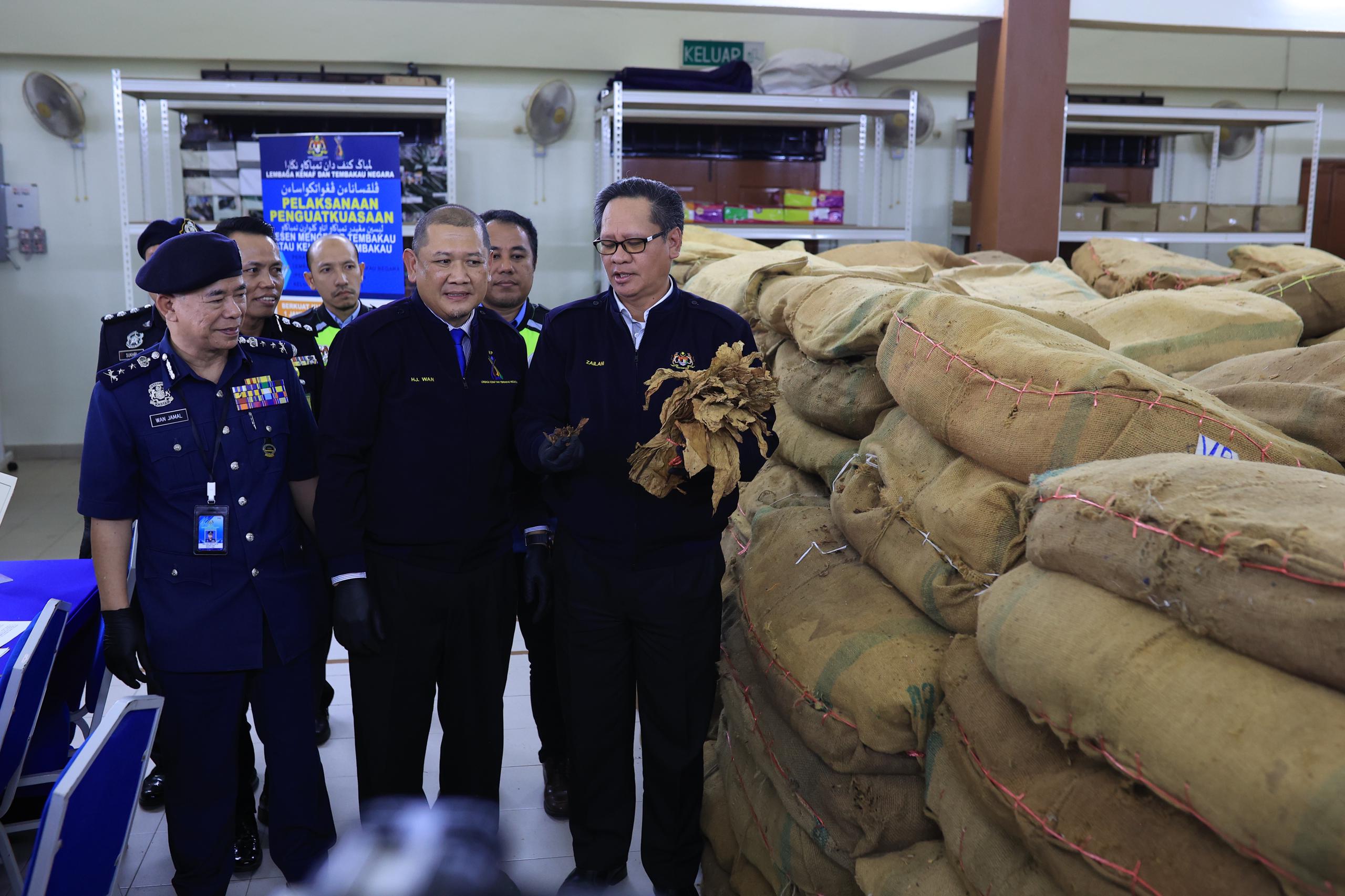 LKTN rampas 21 tan daun tembakau virginia