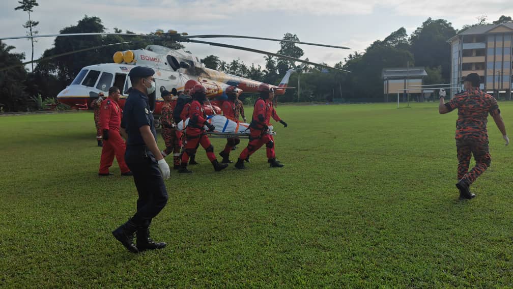 Jenazah pendaki wanita selamat dibawa keluar dari Gunung Risket