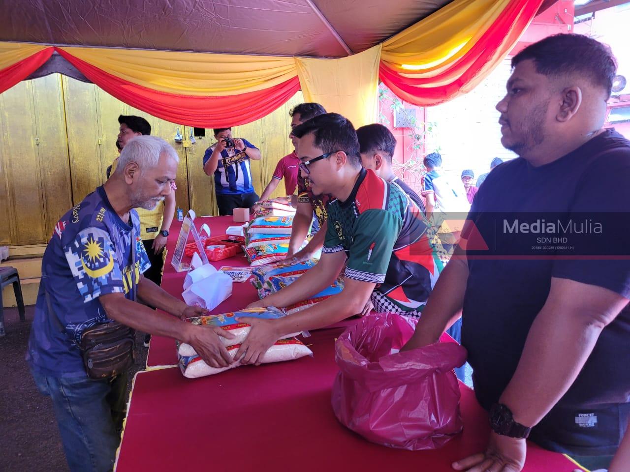2,000 kampit beras import RM9.90 licin dalam 15 minit
