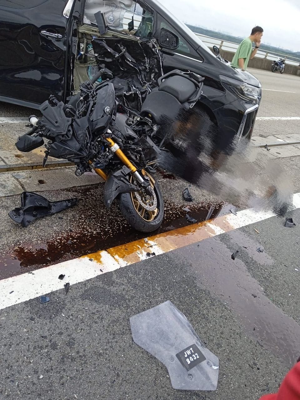 Alphard: Mewah dan Elegan, Mengantar Perjalanan Menuju Pelaminan