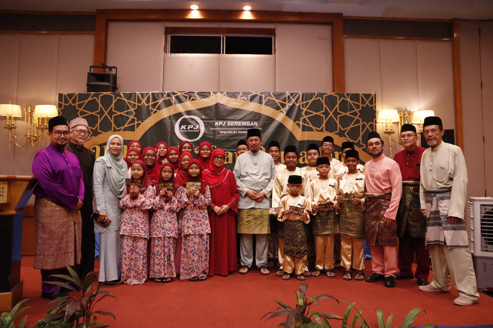 KPJ Seremban serah zakat perniagaan RM300,000