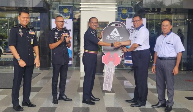 PDRM terima sumbangan tiga kenderaan ronda lebuh raya