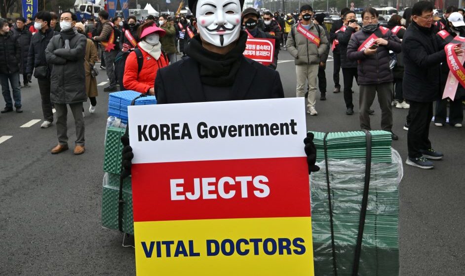 Ribuan doktor pelatih di Korea Selatan berhenti kerja