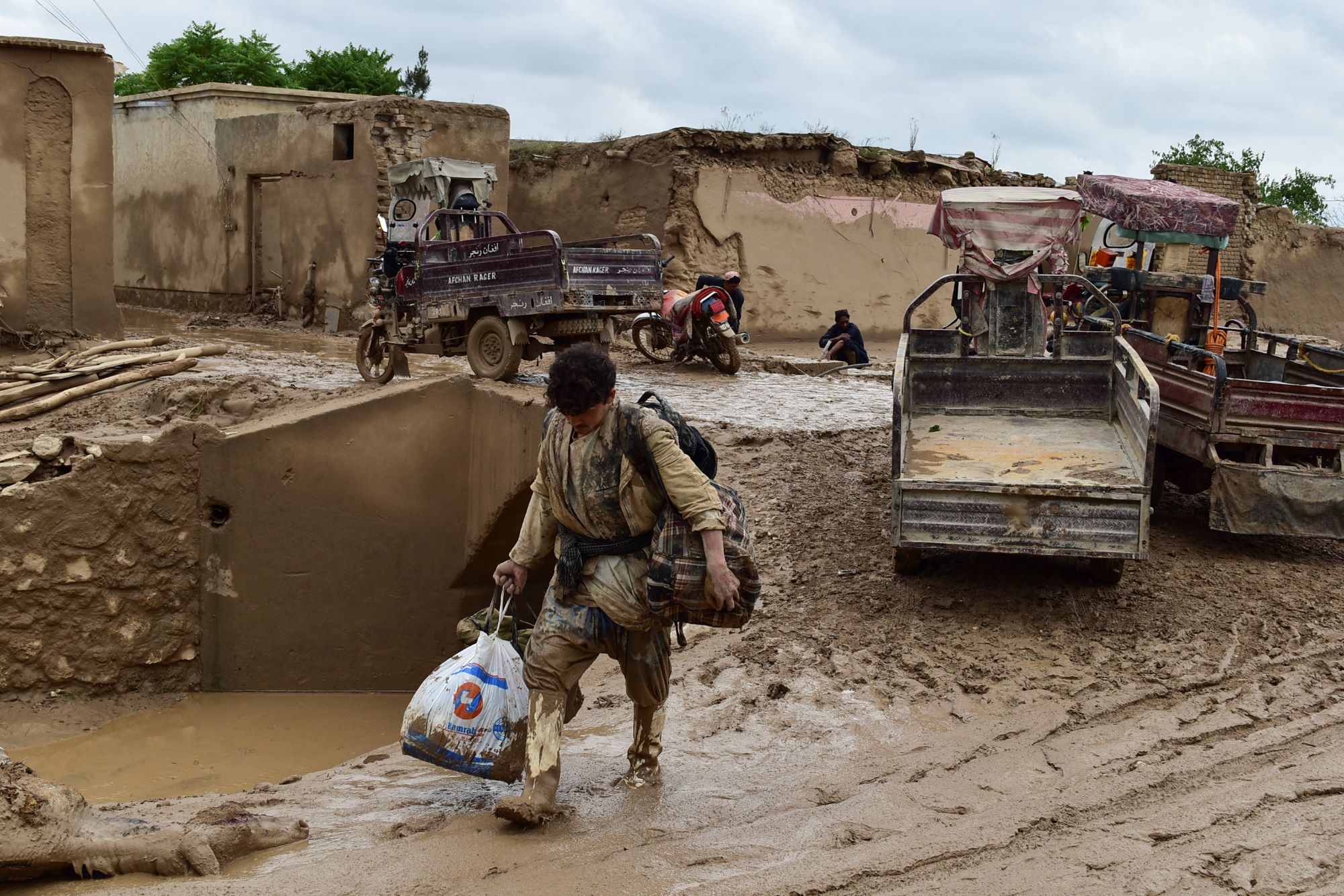 Lebih 200 maut banjir kilat di Afghanistan