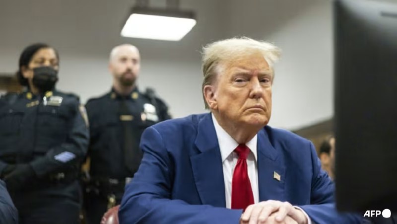Trump didenda AS$9,000 langgar gag order
