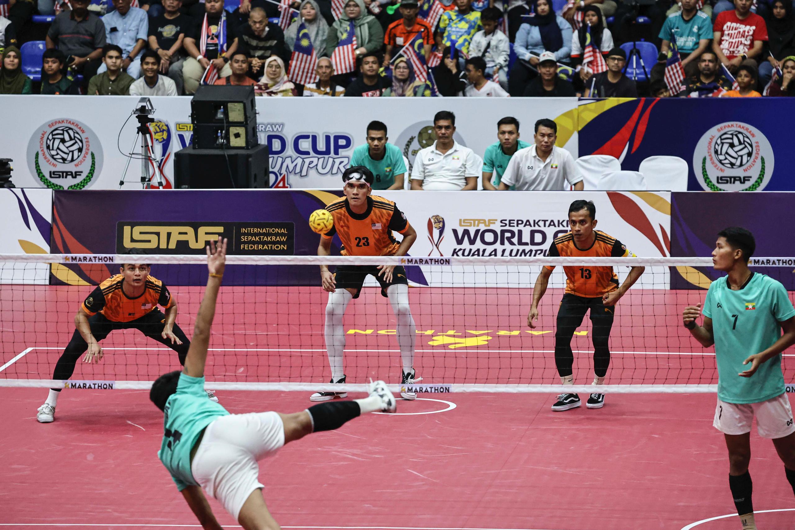 Azlan harapkan keajaiban di pentas final