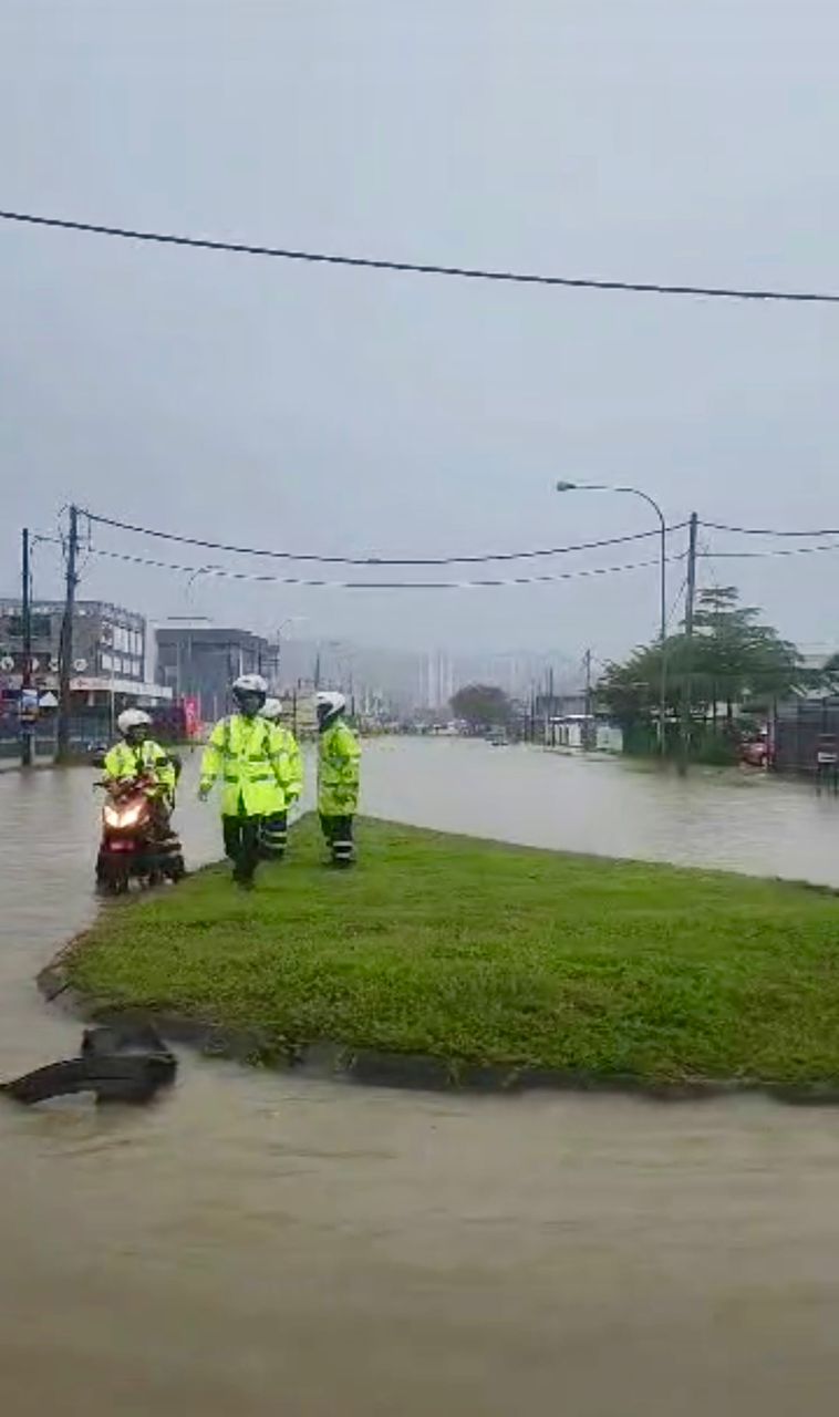 Kota Kinabalu, Penampang dilanda banjir kilat