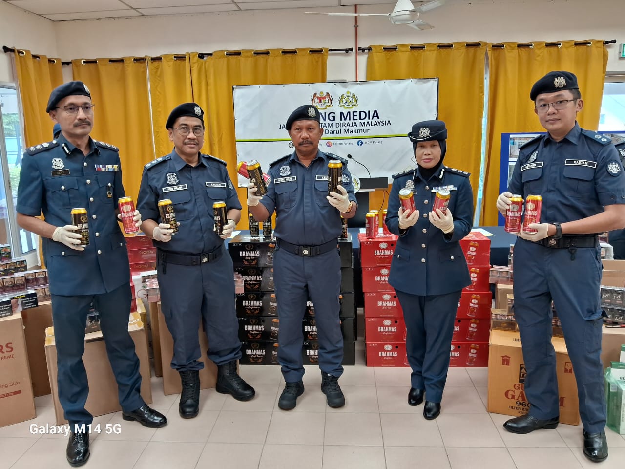 Sindiket seludup rokok minuman keras RM1.6 juta tumpas
