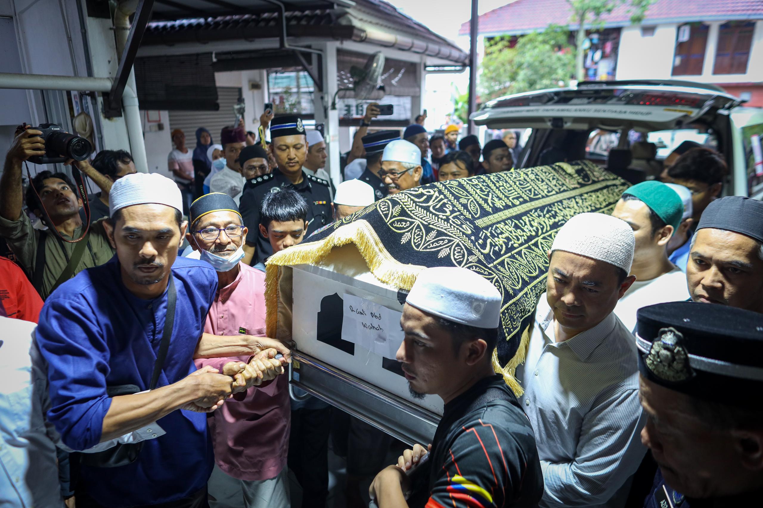 Kemalangan maut: UKM bantu anggota kakitangan