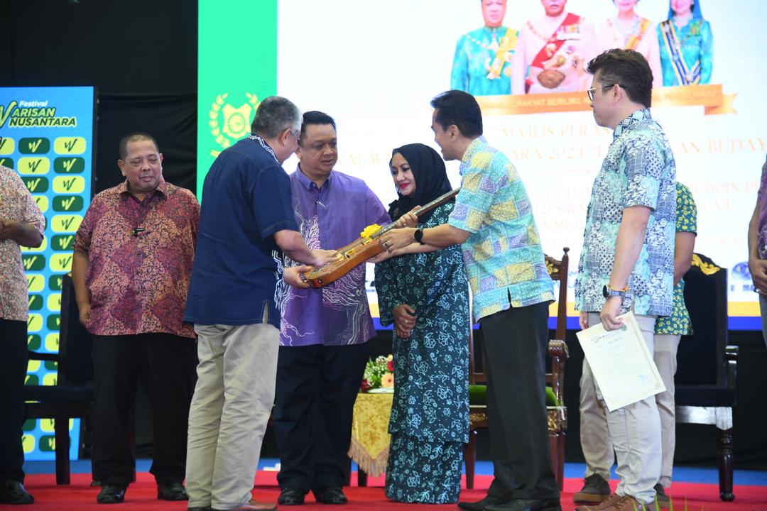 Media sosial instrumen penting sebar produk warisan, pelancongan- Raja Muda Perlis