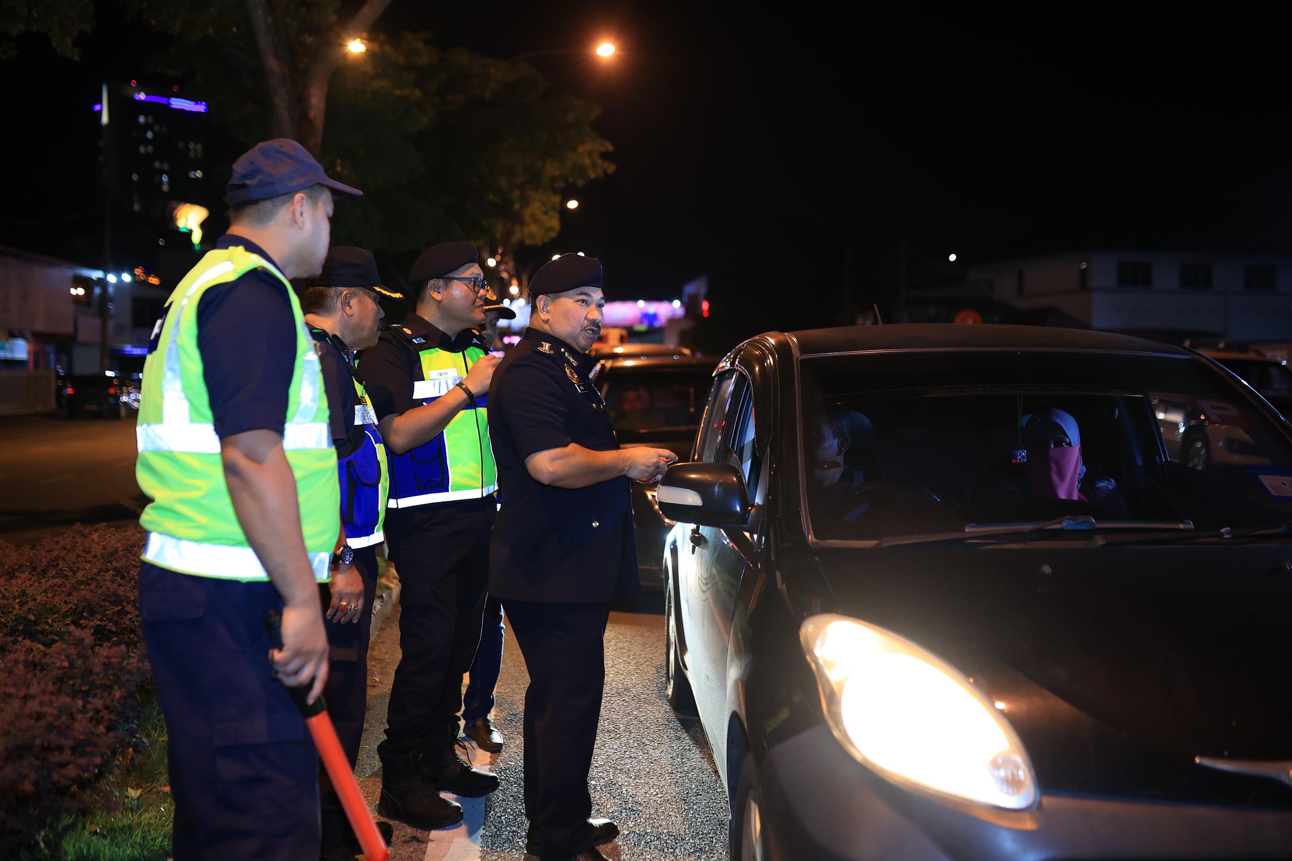Dakwa pemilik kenderaan perdagangan cuai