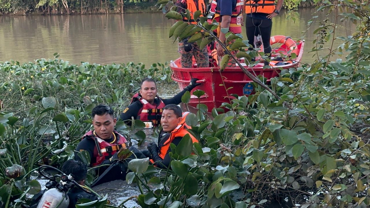 Lelaki lemas jatuh sungai