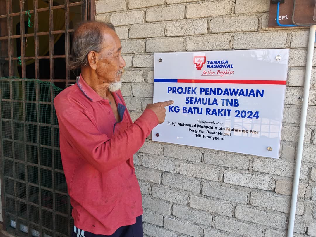 Selepas 14 tahun, warga emas nikmati bekalan elektrik sempurna