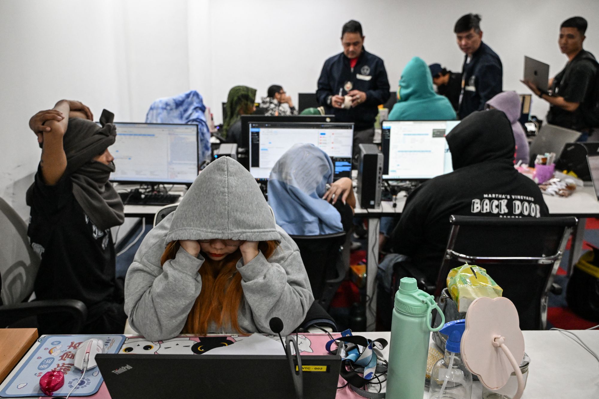 Polis Filipina serbu pusat scam dikendali warga China, 450 ditahan