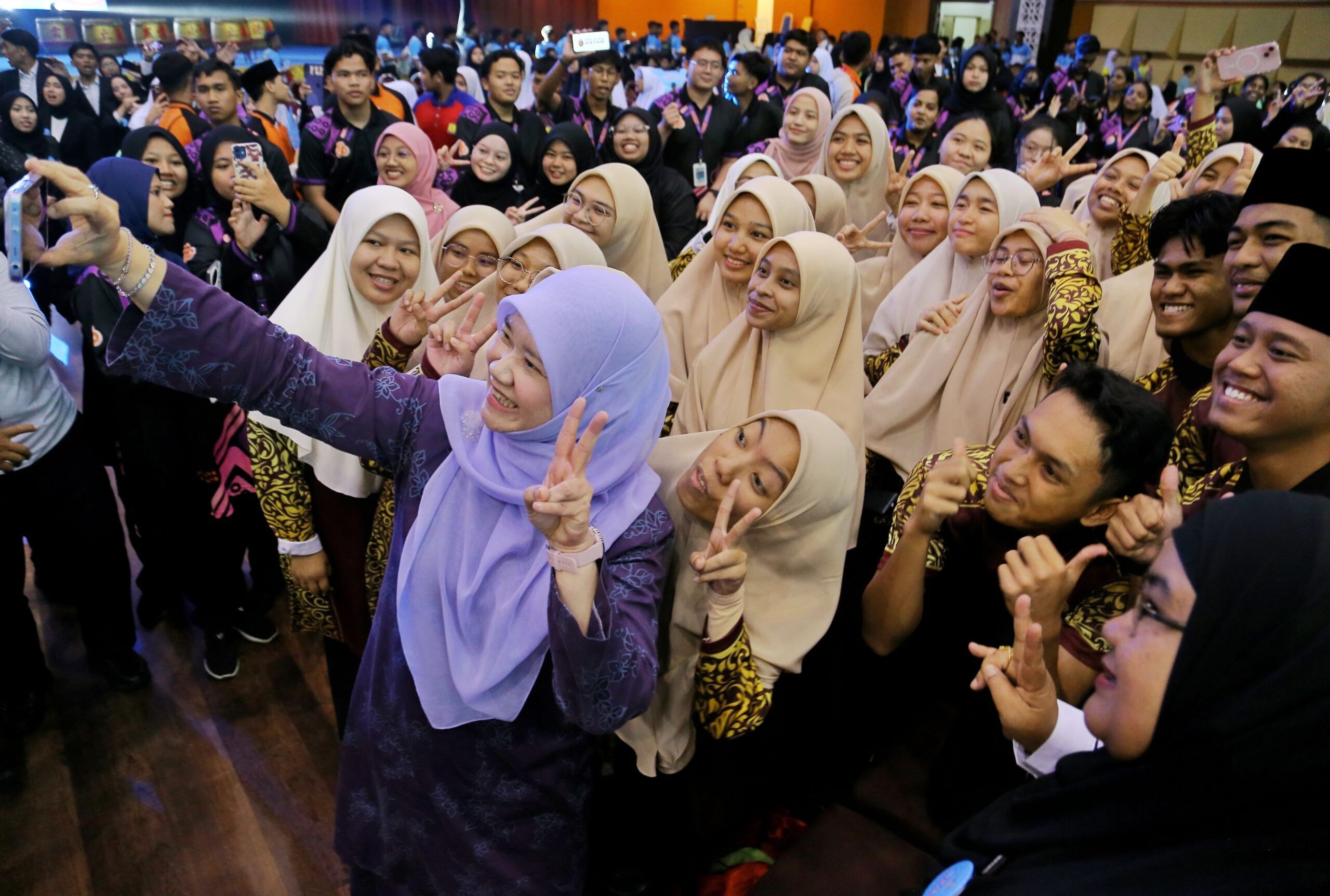KPM teliti kesesuaian bina sekolah setinggi 17 tingkat
