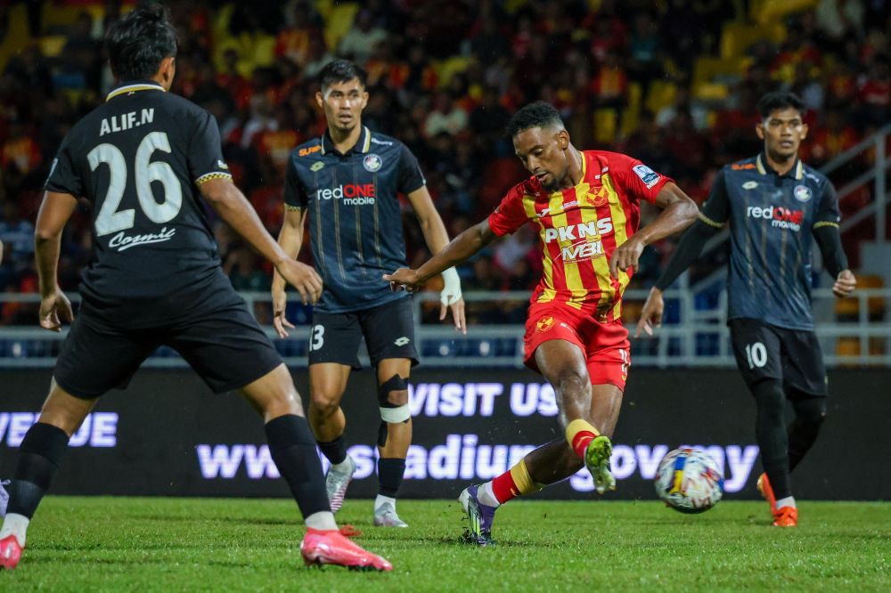 Piala Cabaran: Selangor benam PDRM 3-2