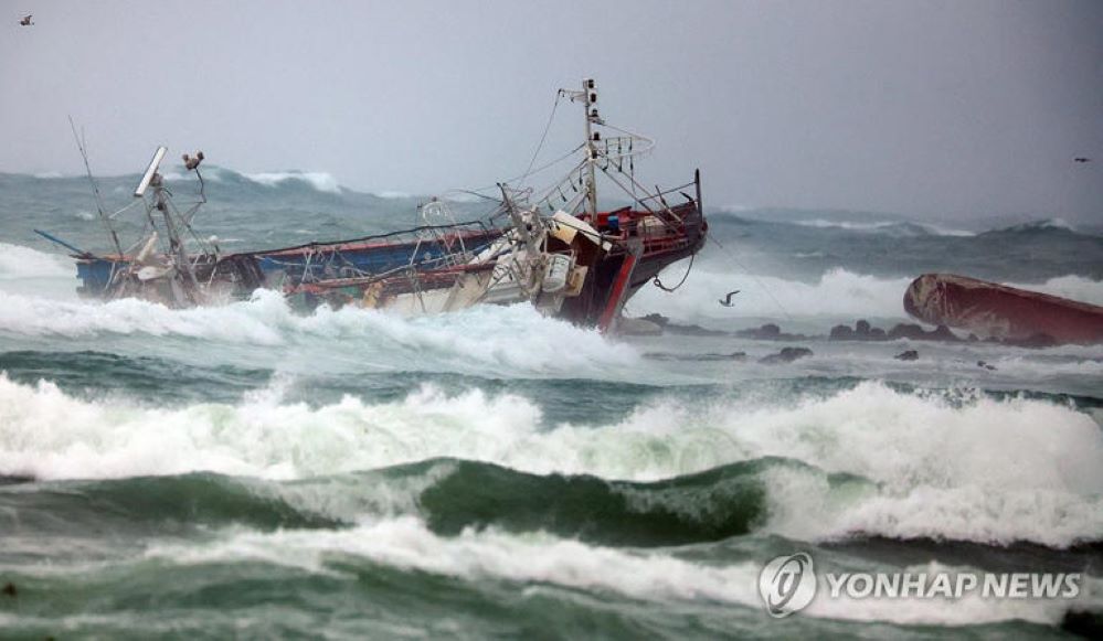 Dua maut bot nelayan terkandas di perairan Jeju