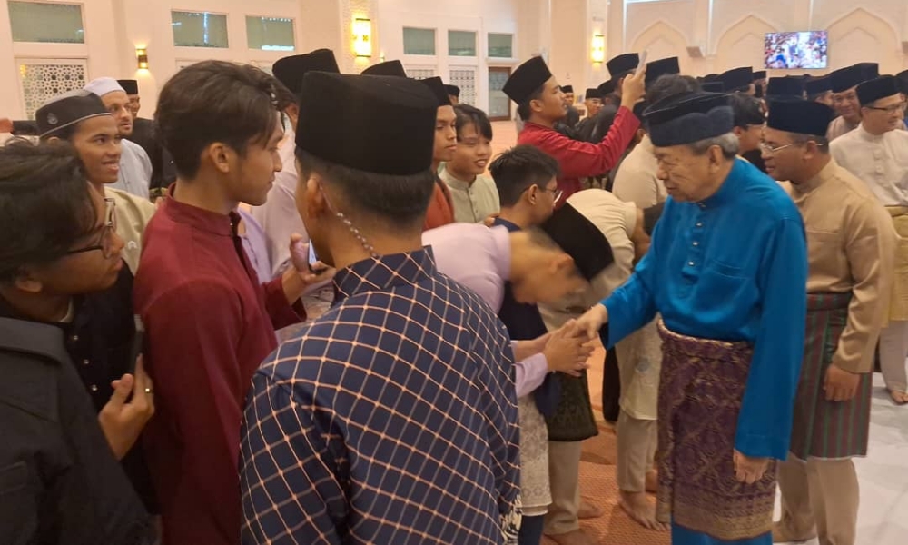 Sultan Selangor berbuka puasa bersama warga UiTM