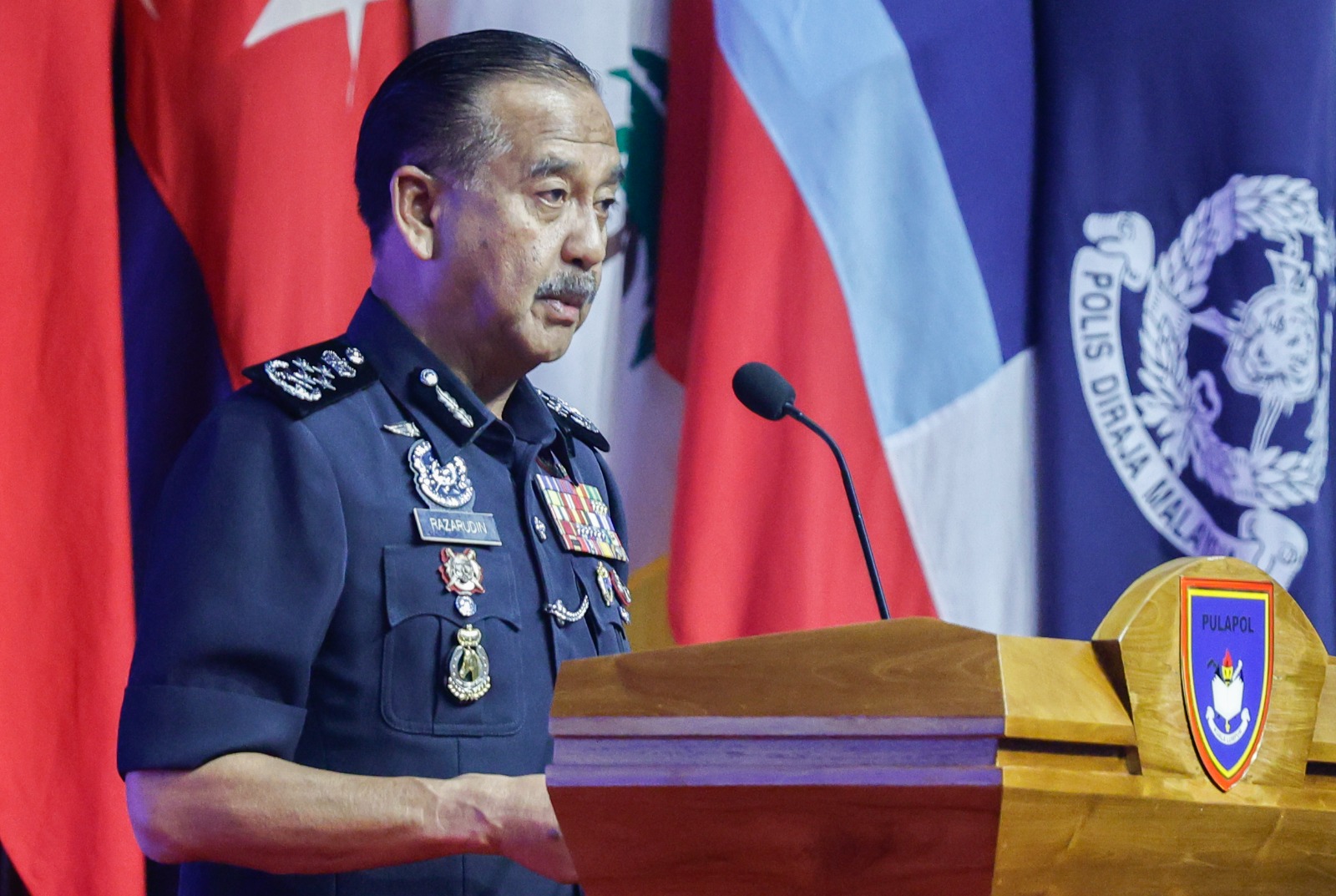 Polis siasat pertubuhan didakwa amal komunisme