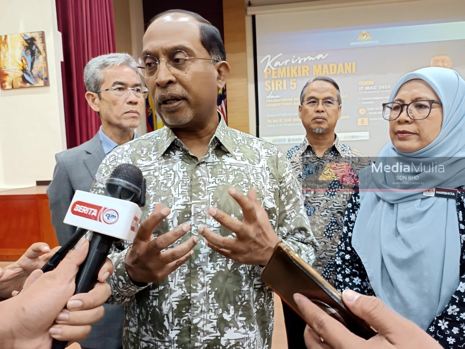 Dakwaan tarik sokongan, usaha rosakkan perpaduan dalam BN Dakwaan tarik sokongan, usaha rosakkan perpaduan dalam BN