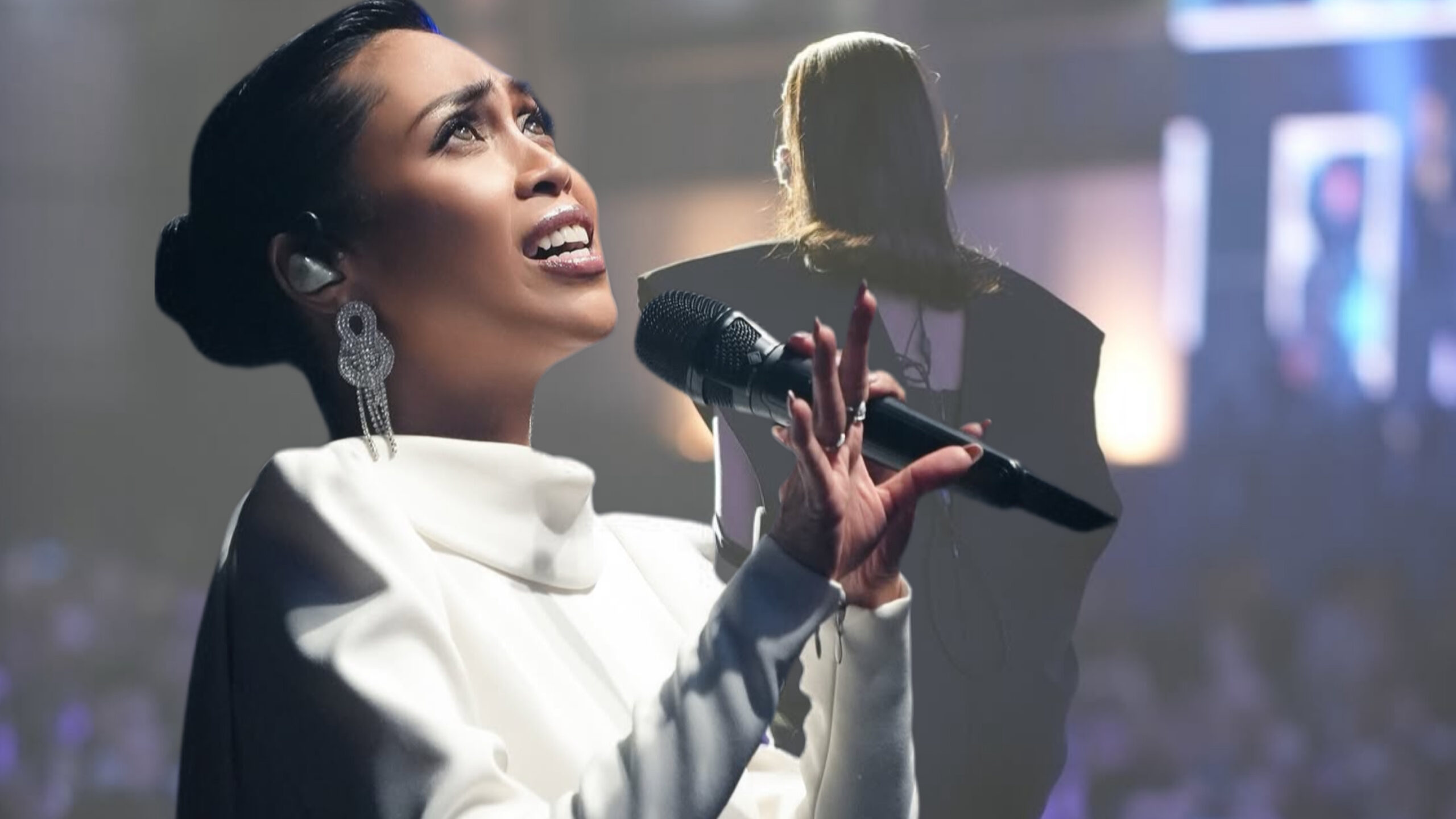 Dayang Nurfaizah terima Anugerah Khas Borneo MeleTOP