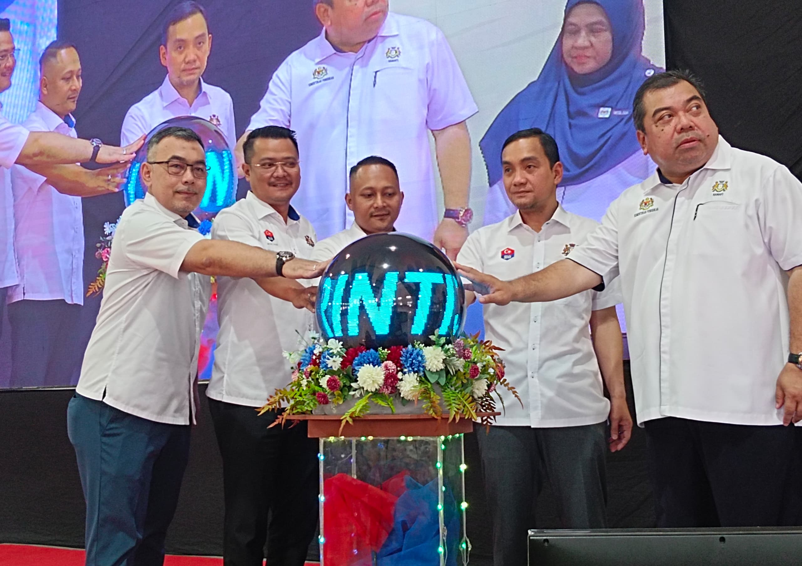 Peperiksaan di Singapura jadi penanda aras Sekolah Rintis Bangsa Johor – Onn Hafiz