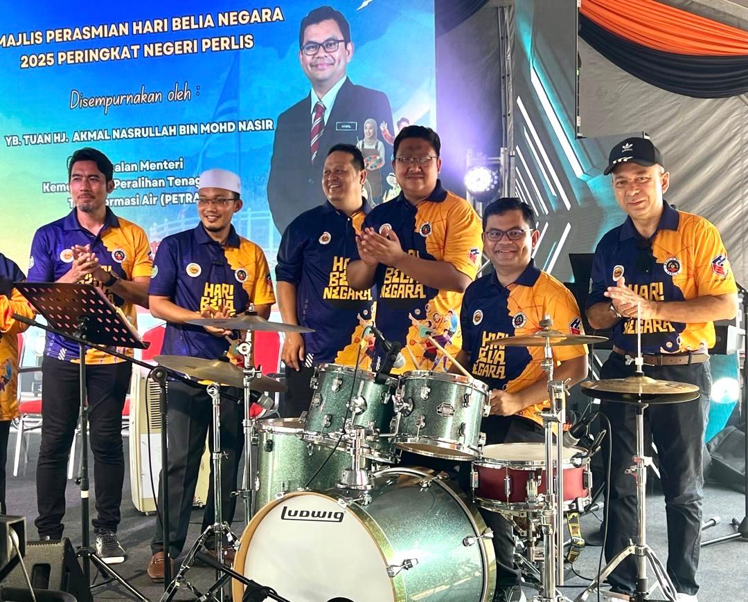 Nurul Izzah diharap sahut debat Rafizi – Akmal