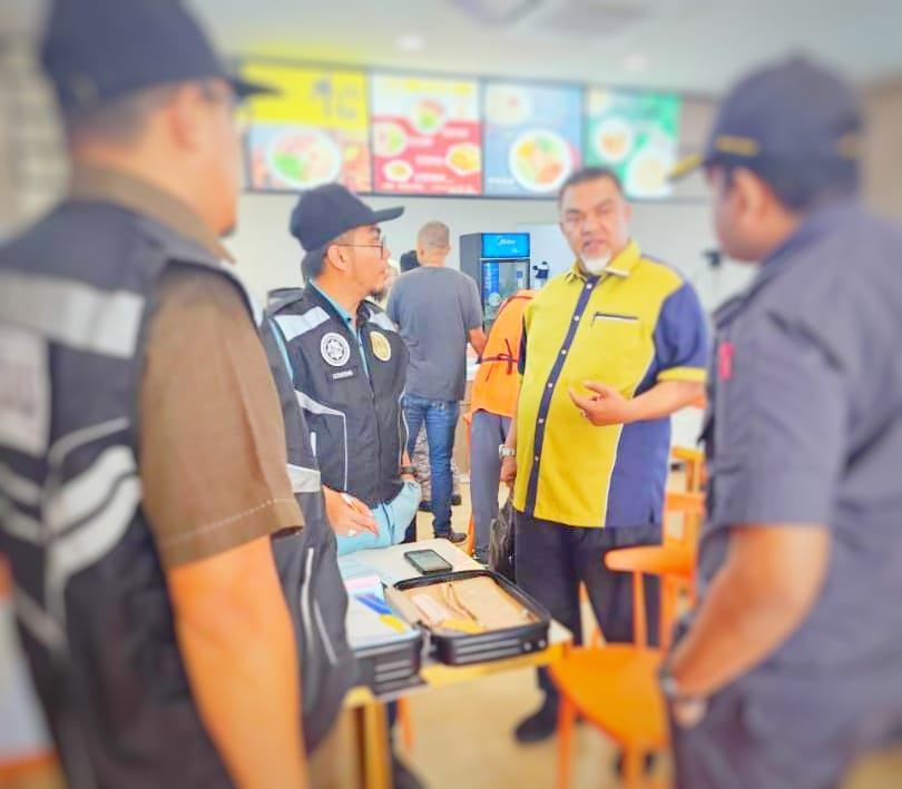 Restoran guna logo halal tanpa kelulusan diserbu