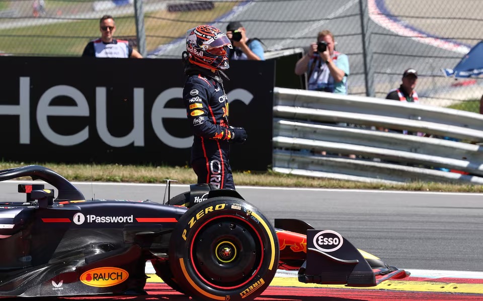 Verstappen kecundang di laman sendiri
