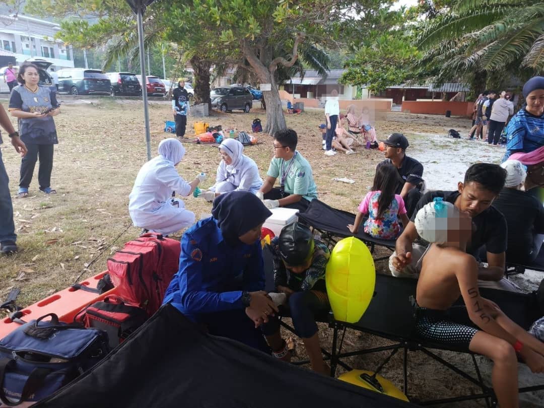 Penganjur nafi Raja Azlan alami kecederaan serius disengat ubur-ubur
