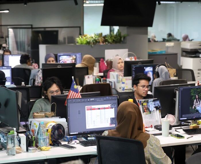 Cuti tambahan Aidilfitri adalah hari kelepasan am Cuti tambahan Aidilfitri adalah hari kelepasan am