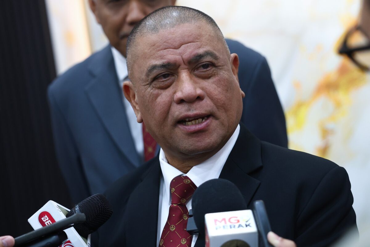 Perak kaji tindakan undang-undang wakil rakyat ingkar titah Sultan Nazrin Perak kaji tindakan undang-undang wakil rakyat ingkar titah Sultan Nazrin