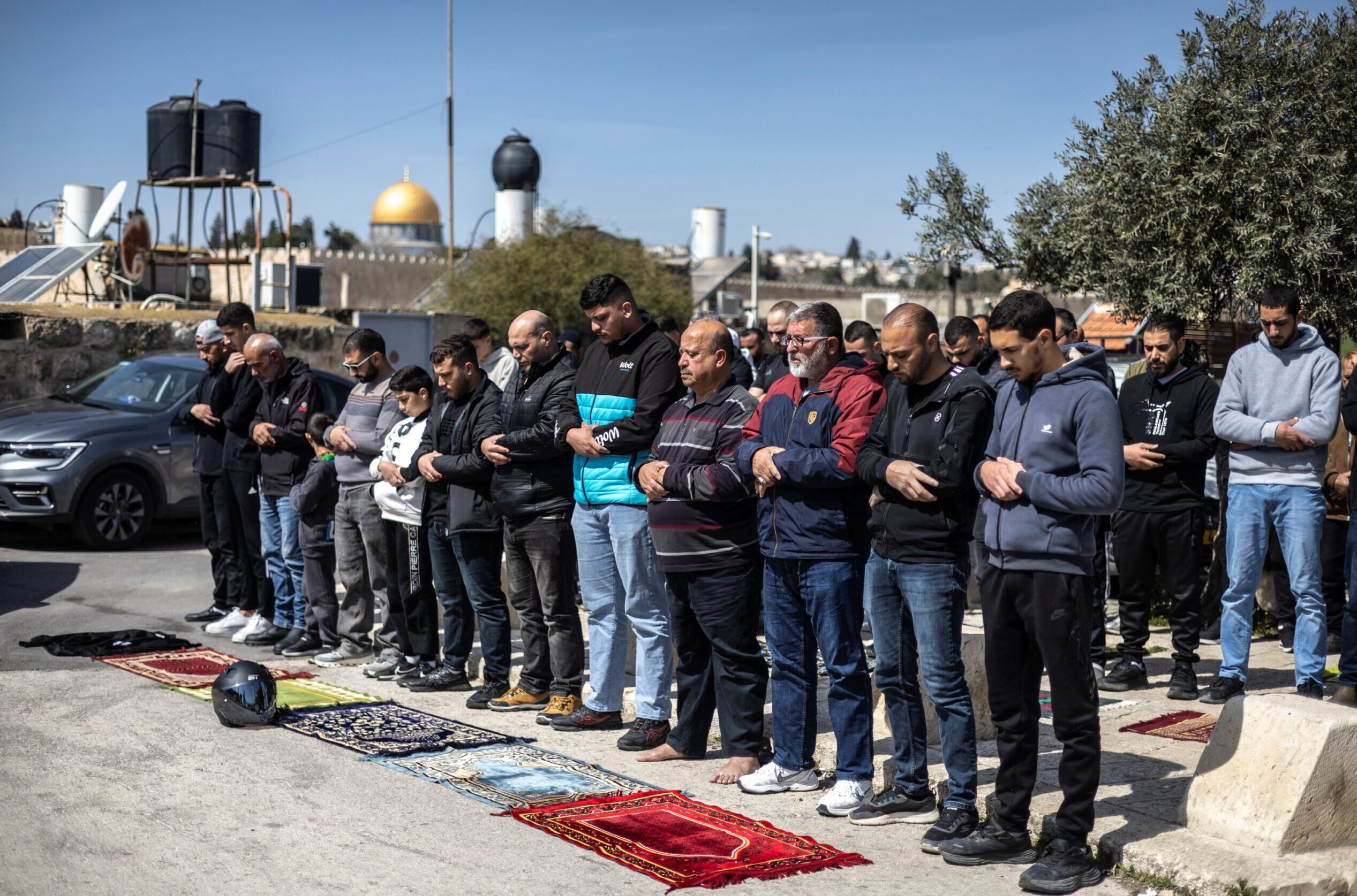 Israel larang rakyat Palestin solat Aidilfitri di Masjid Al-Aqsa Israel larang rakyat Palestin solat Aidilfitri di Masjid Al-Aqsa