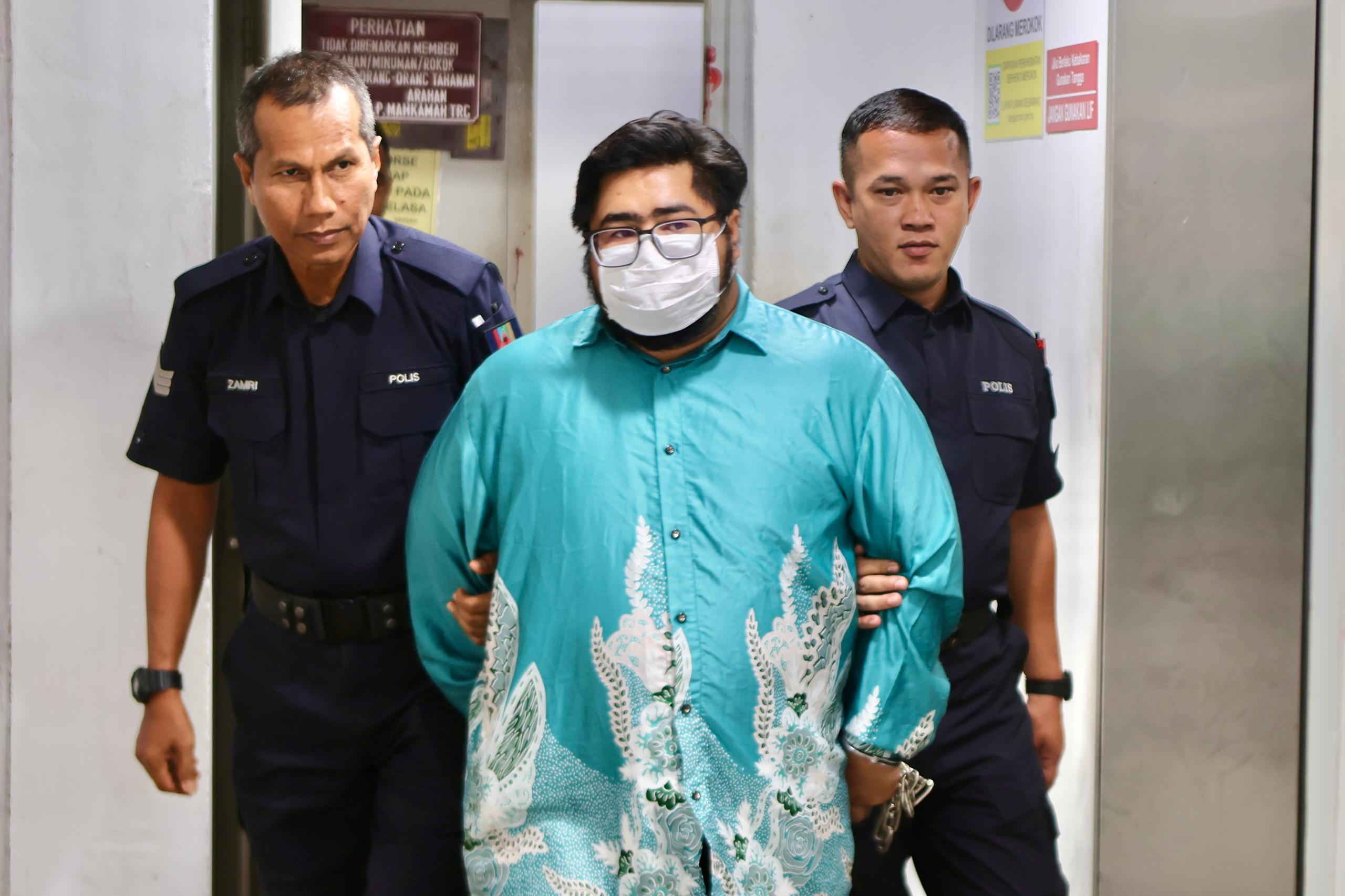 Guru tidak mengaku amang seksual fizikal bekas pelajar Guru tidak mengaku amang seksual fizikal bekas pelajar
