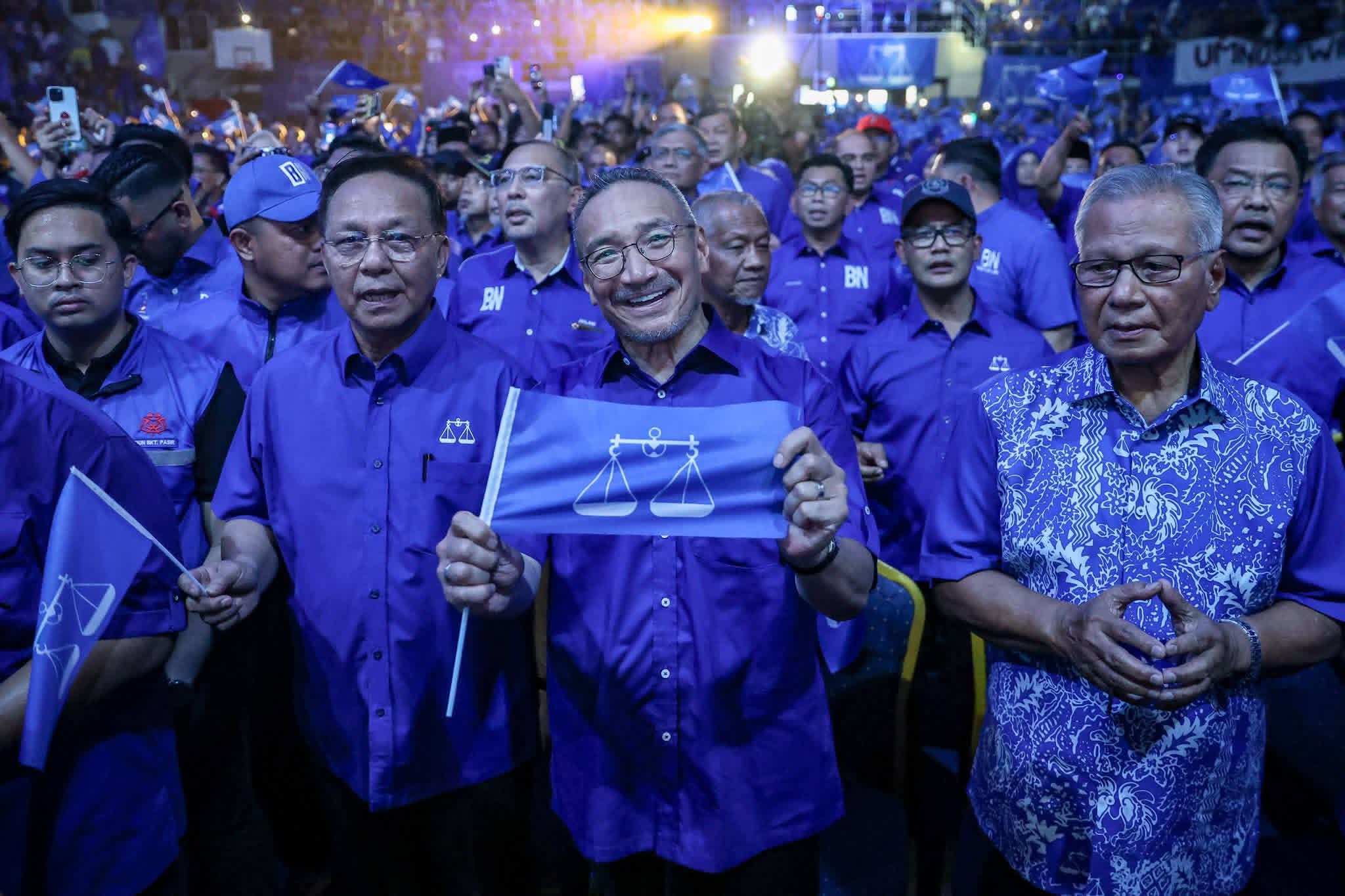 Dulu, kini, selamanya – Hishammuddin Dulu, kini, selamanya – Hishammuddin