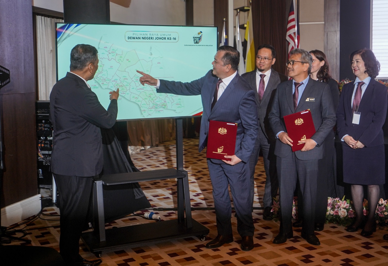 3.61 juta pemilih bakal mengundi PRN Johor, N. Sembilan 3.61 juta pemilih bakal mengundi PRN Johor, N. Sembilan