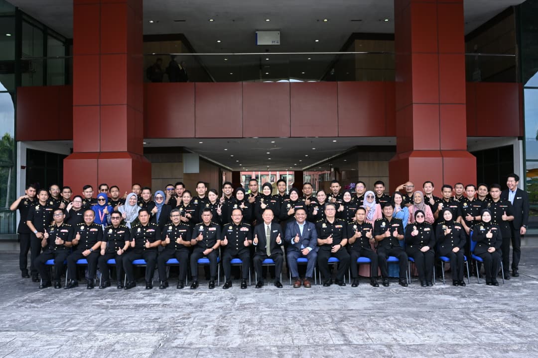 Rasuah RM1.1 billion: SPRM ambil keterangan 26 saksi Rasuah RM1.1 billion: SPRM ambil keterangan 26 saksi