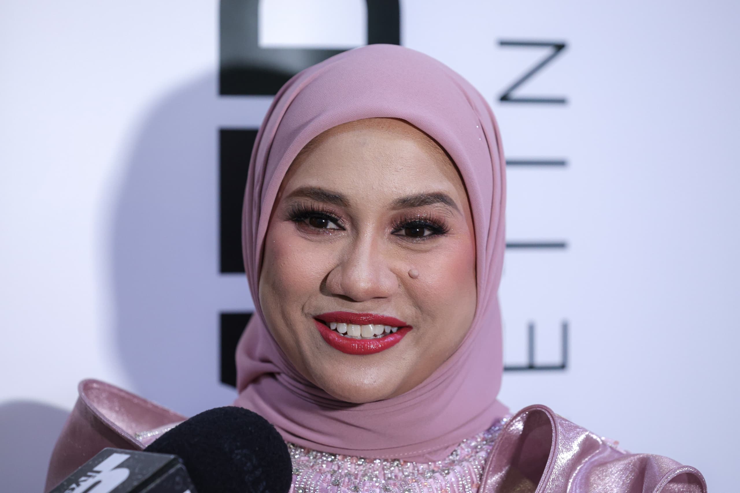Dakwaan itu ada benar, ada salah – Mila Jirin Dakwaan itu ada benar, ada salah – Mila Jirin