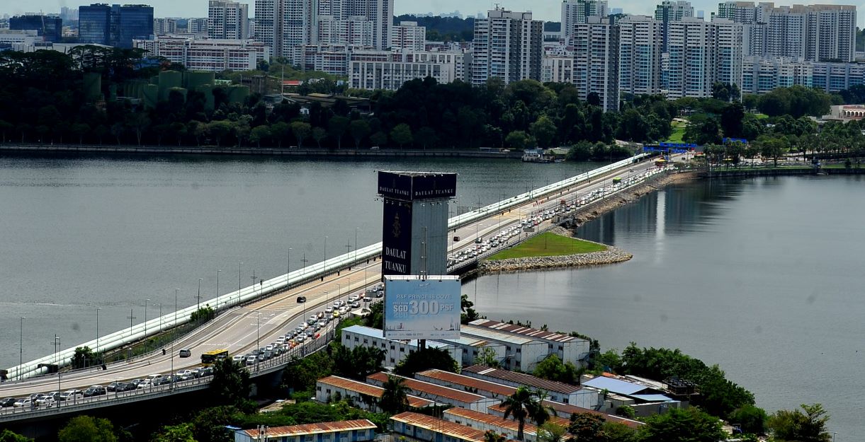 Pengundi Johor kecewa majikan Singapura tidak benar ambil cuti Pengundi Johor kecewa majikan Singapura tidak benar ambil cuti