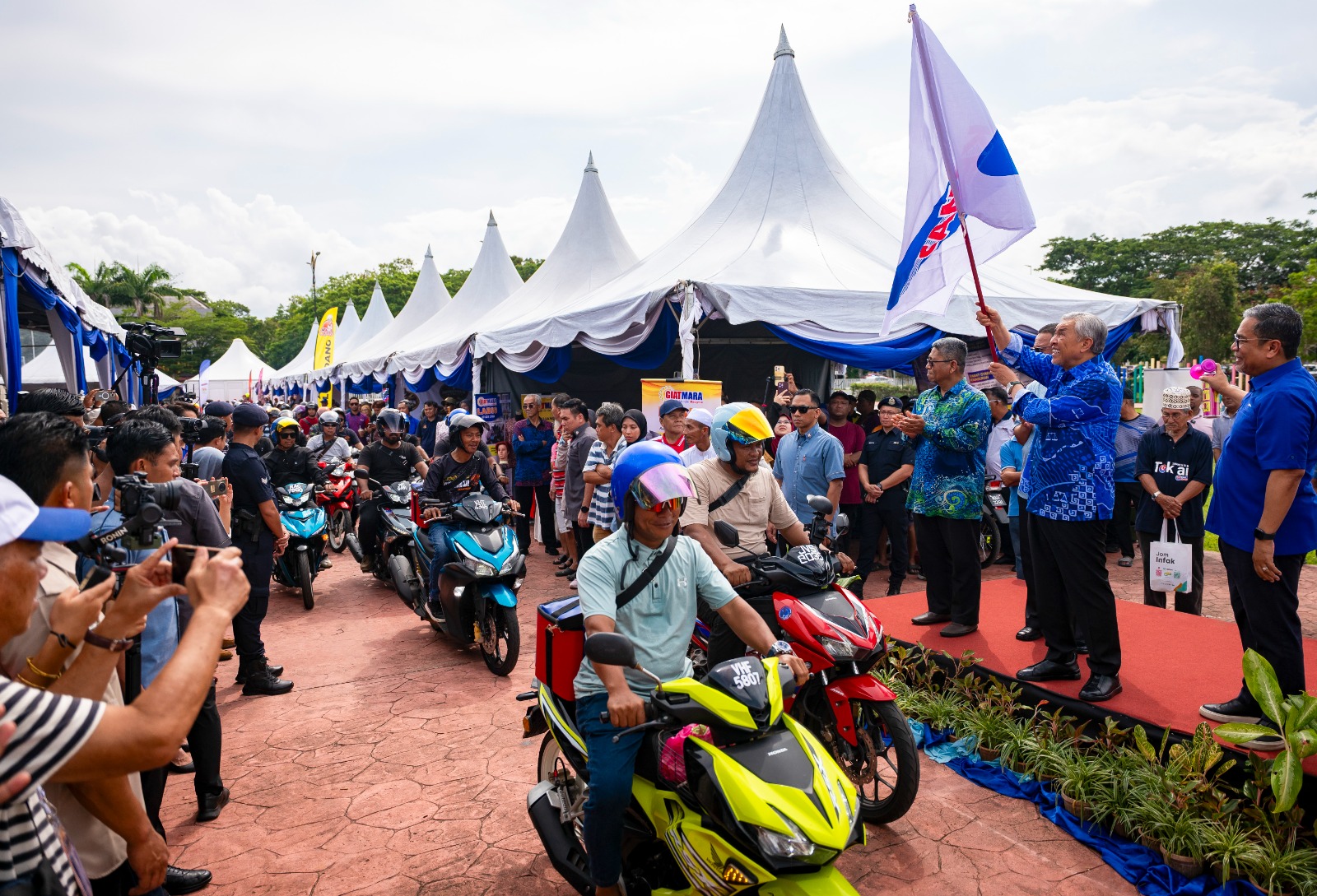 Kadar pengangguran negara susut kepada 2.9 peratus Kadar pengangguran negara susut kepada 2.9 peratus