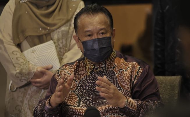 Penguatkuasaan perakuan pelitup muka ditangguh sehingga 1 Januari depan