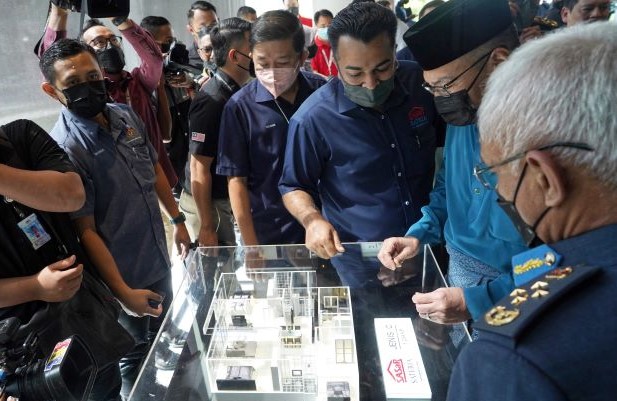 Jumpa saya dulu, ugut-ugut ini tak jalan – Hishammuddin