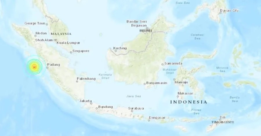 Gempa bumi kuat 7.3 magnitud landa Sumatera