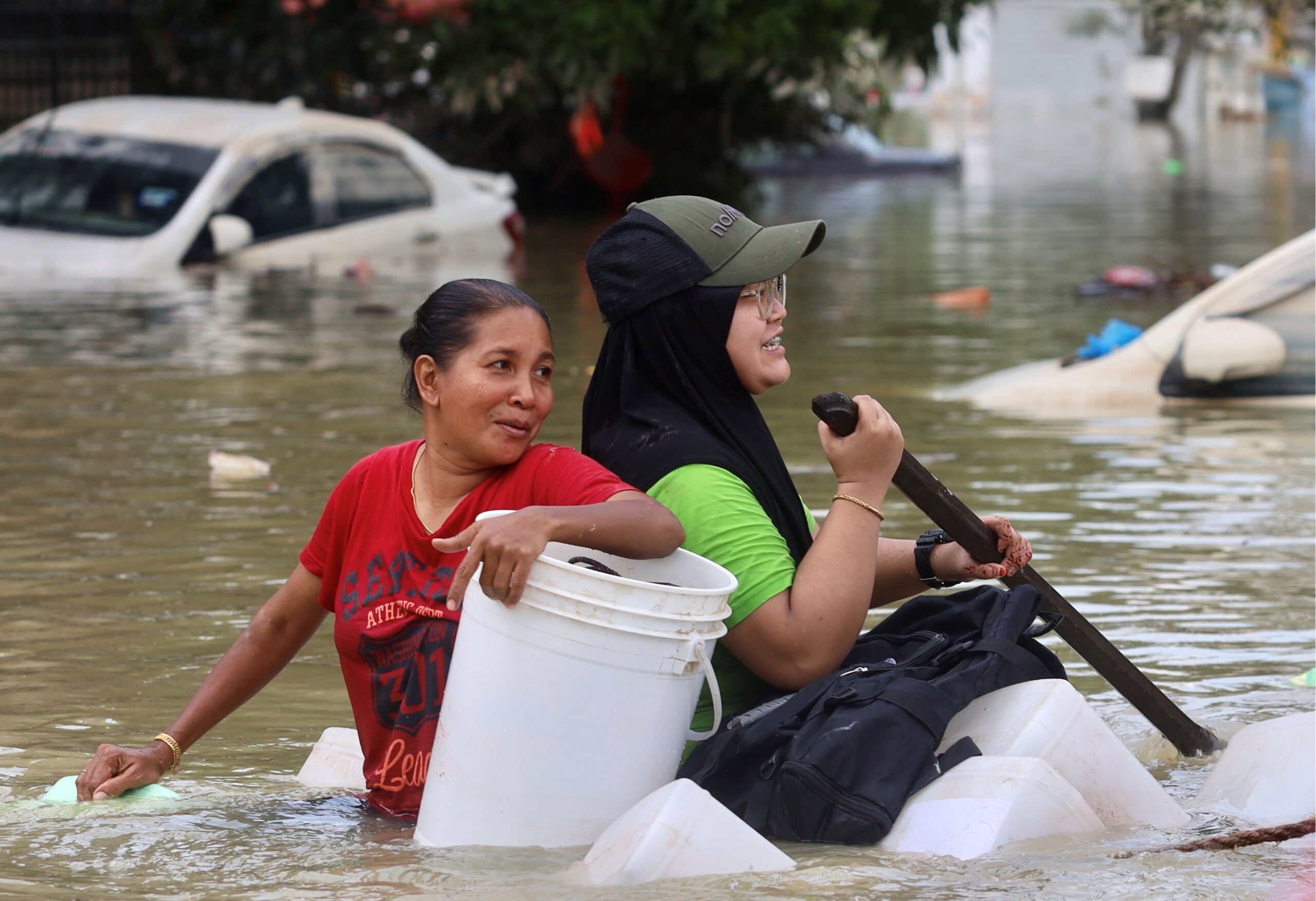 Jumlah mangsa banjir menghampiri 70,000 - Utusan Digital
