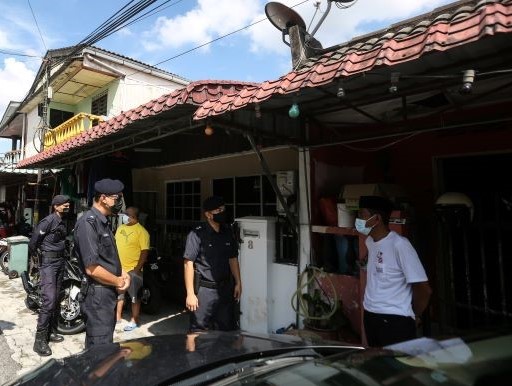 Ziarah Aidiladha: Polis periksa kawasan perumahan, lokasi tumpuan - Utusan  Digital